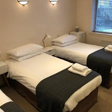 Caledonian Hotel-2